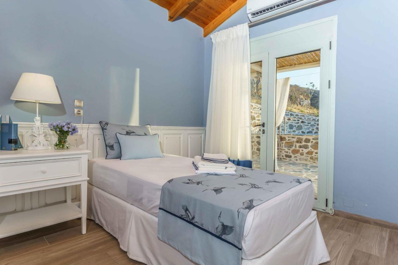 Villa Simantiri Pombia Exterior foto