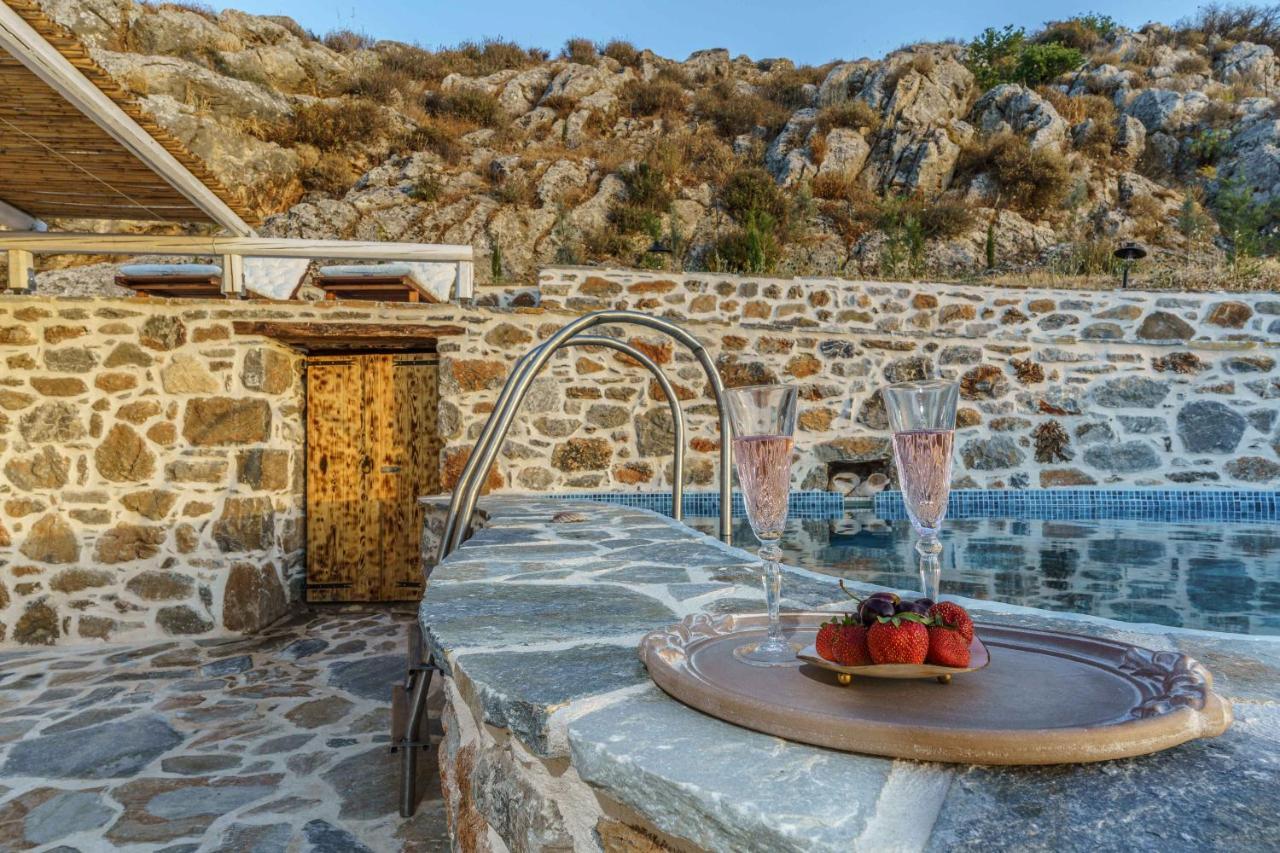 Villa Simantiri Pombia Exterior foto